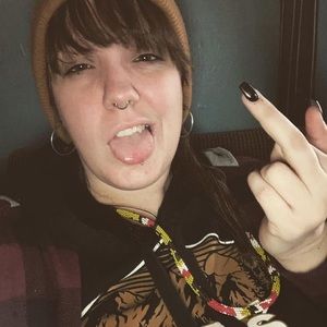 Meet your Posher, Danni